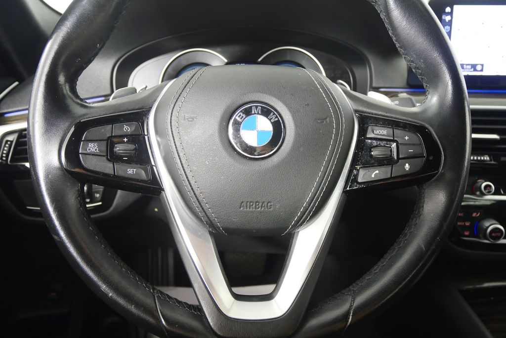 Thumbnail: 2019 BMW 5 Series - 19