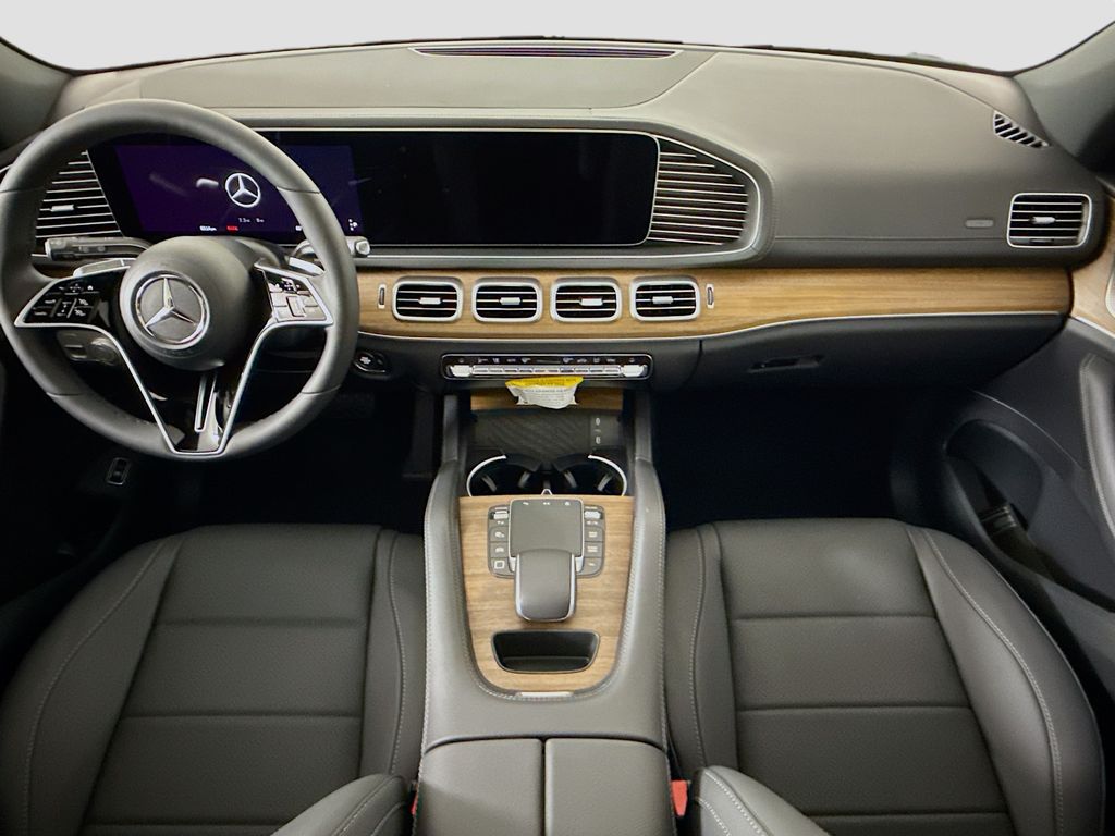 Thumbnail: 2026 Mercedes-Benz GLE - 13