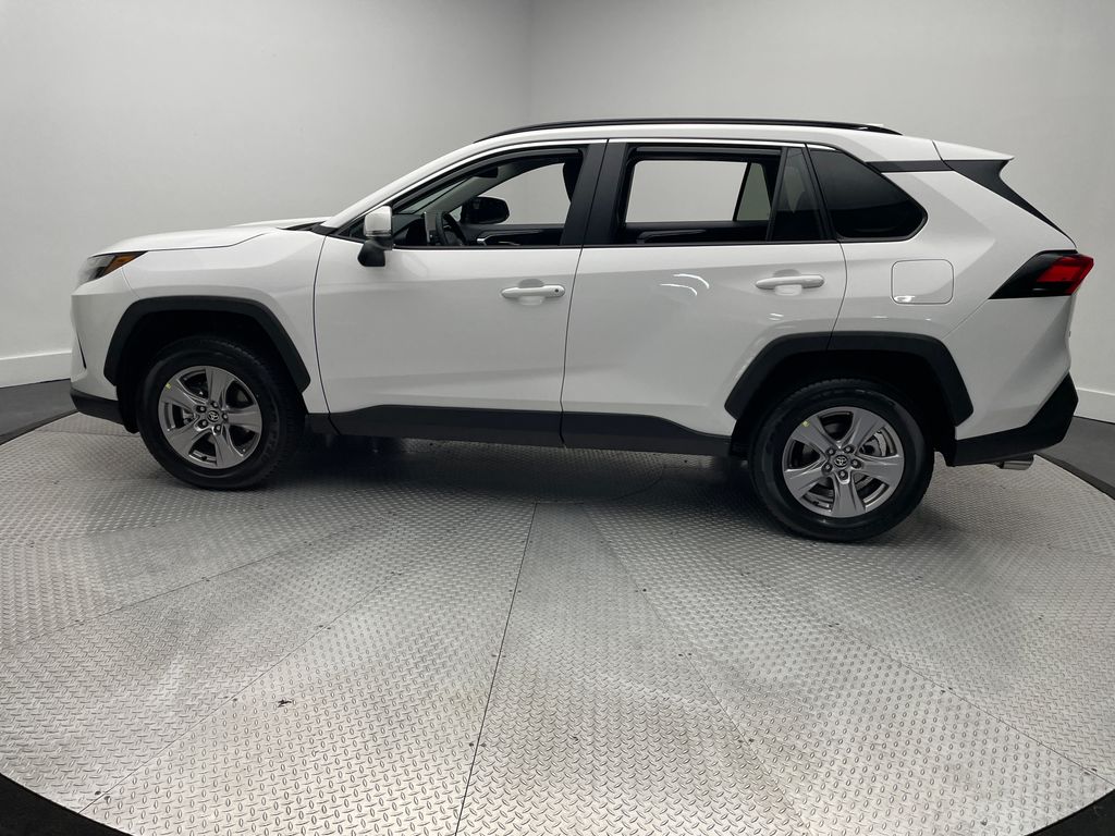Thumbnail: 2025 Toyota RAV4 - 8