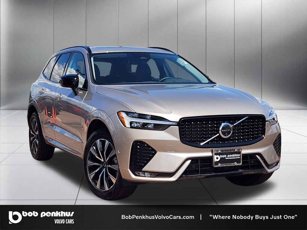2025 Volvo XC60 B5 Plus