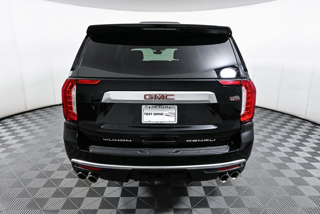 2022 GMC Yukon XL Denali 5