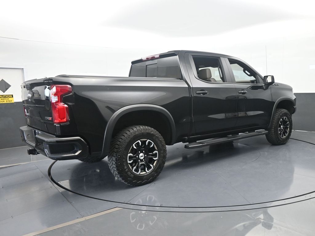 Used 2025 Black Chevrolet ZR2 image 6