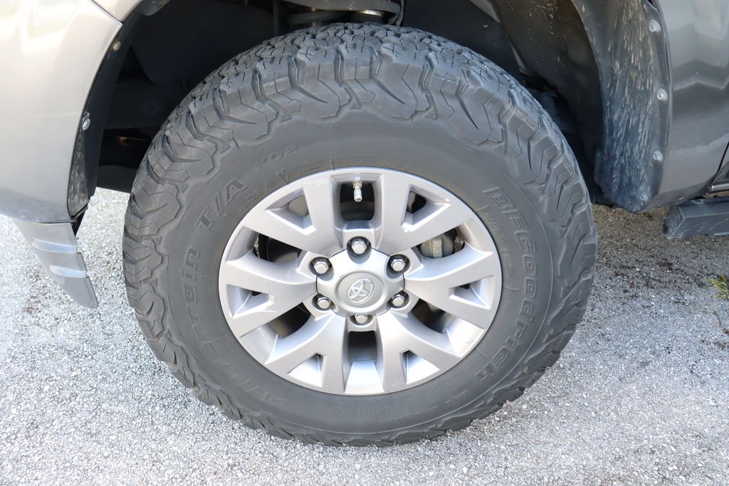 Thumbnail: 2021 Toyota Tacoma - 4