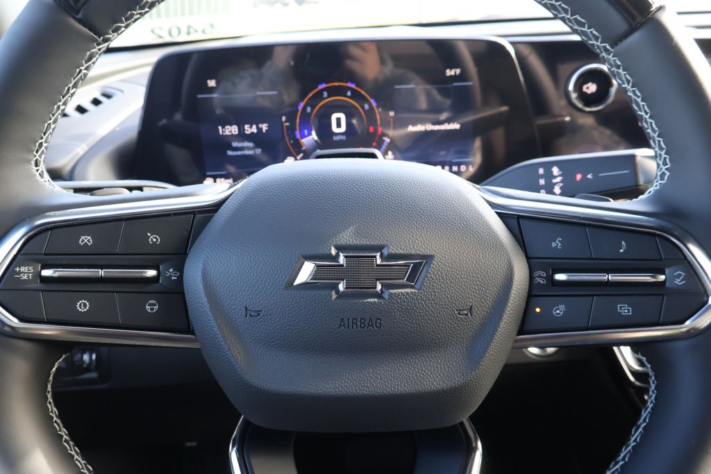 Thumbnail: 2026 Chevrolet Traverse - 22