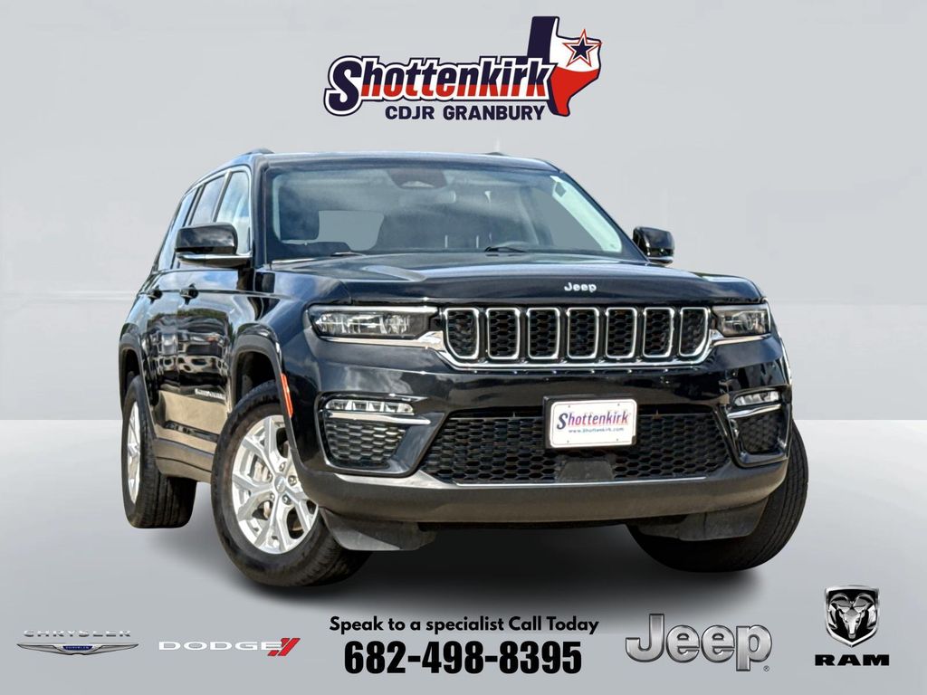 2023 Jeep Grand Cherokee Limited 4x4's photo