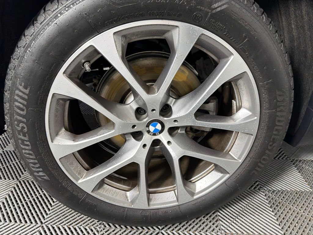 Thumbnail: 2025 BMW X5 - 12