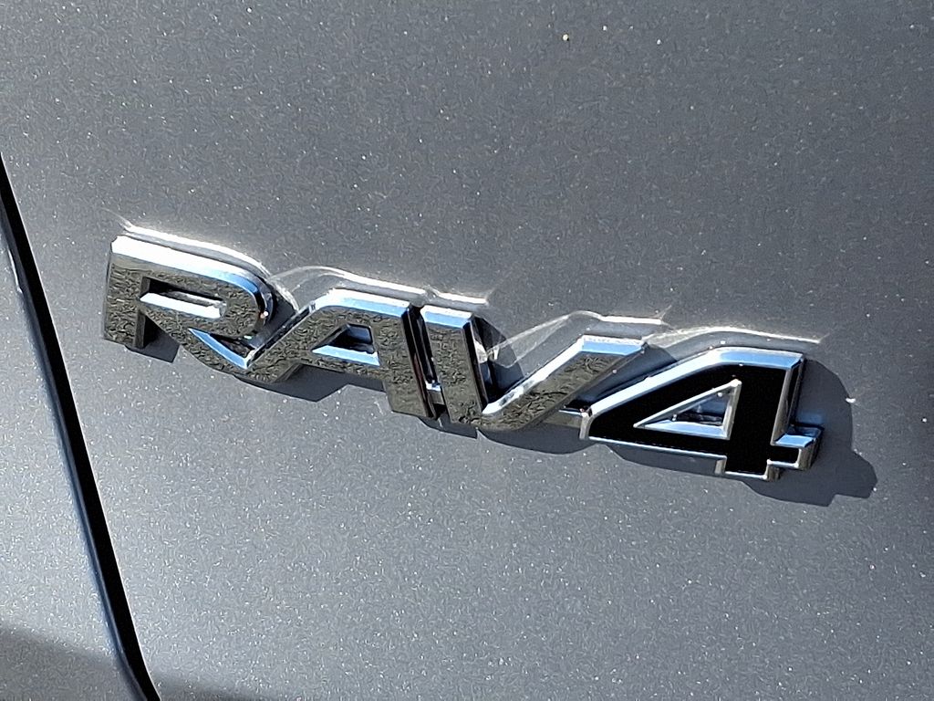 Thumbnail: 2025 Toyota RAV4 - 5