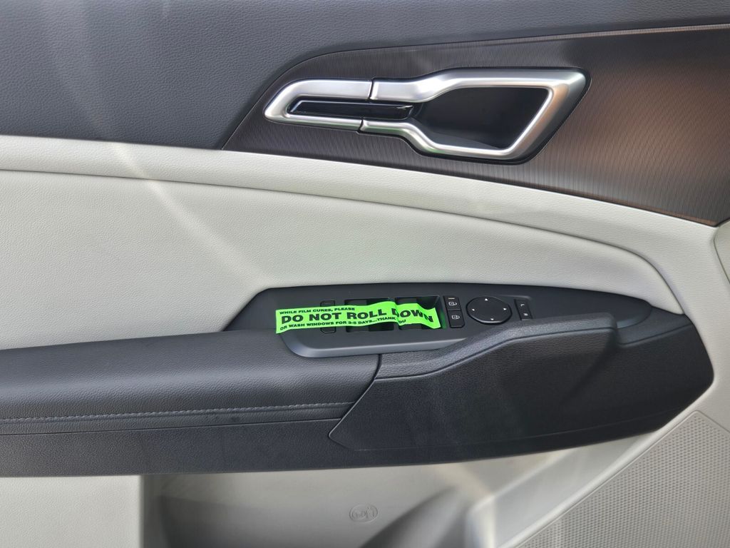 2027 Kia Sportage - $32,755
