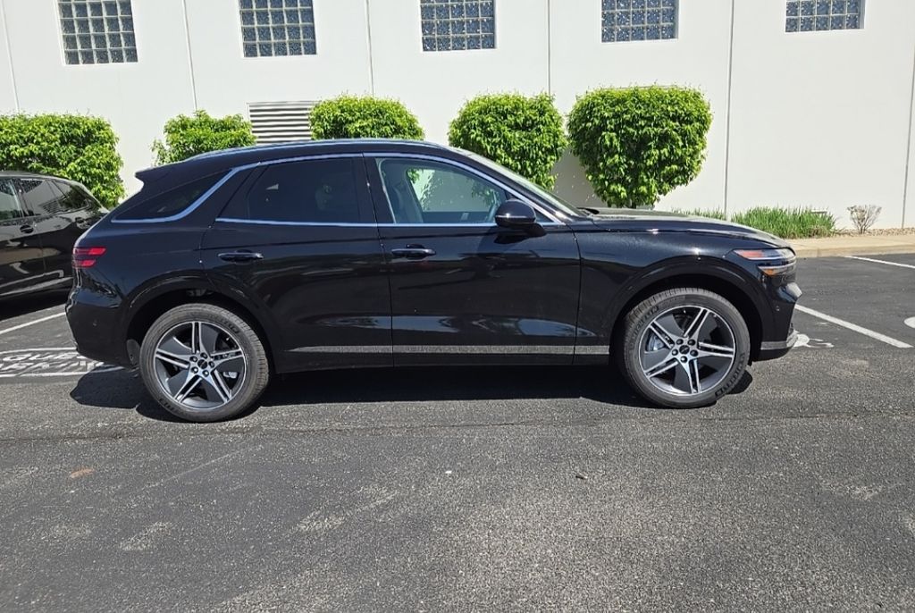 2026 Genesis GV70 Advanced 8