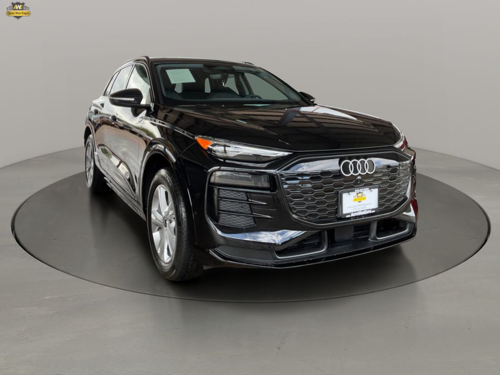 2025 Audi Q6 e-tron Premium RWD