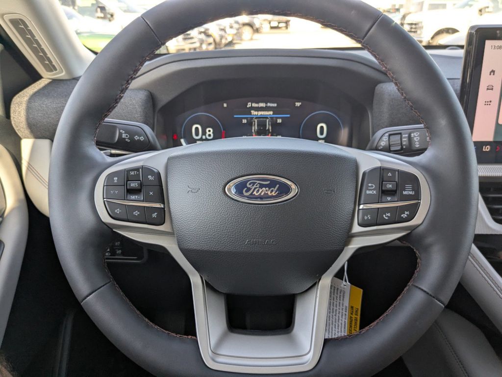 2026 Ford Explorer Active (200A)