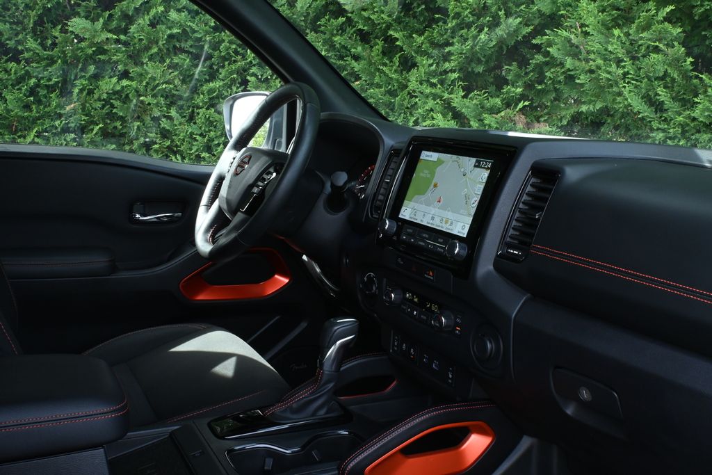 Thumbnail: 2023 Nissan Frontier - 32