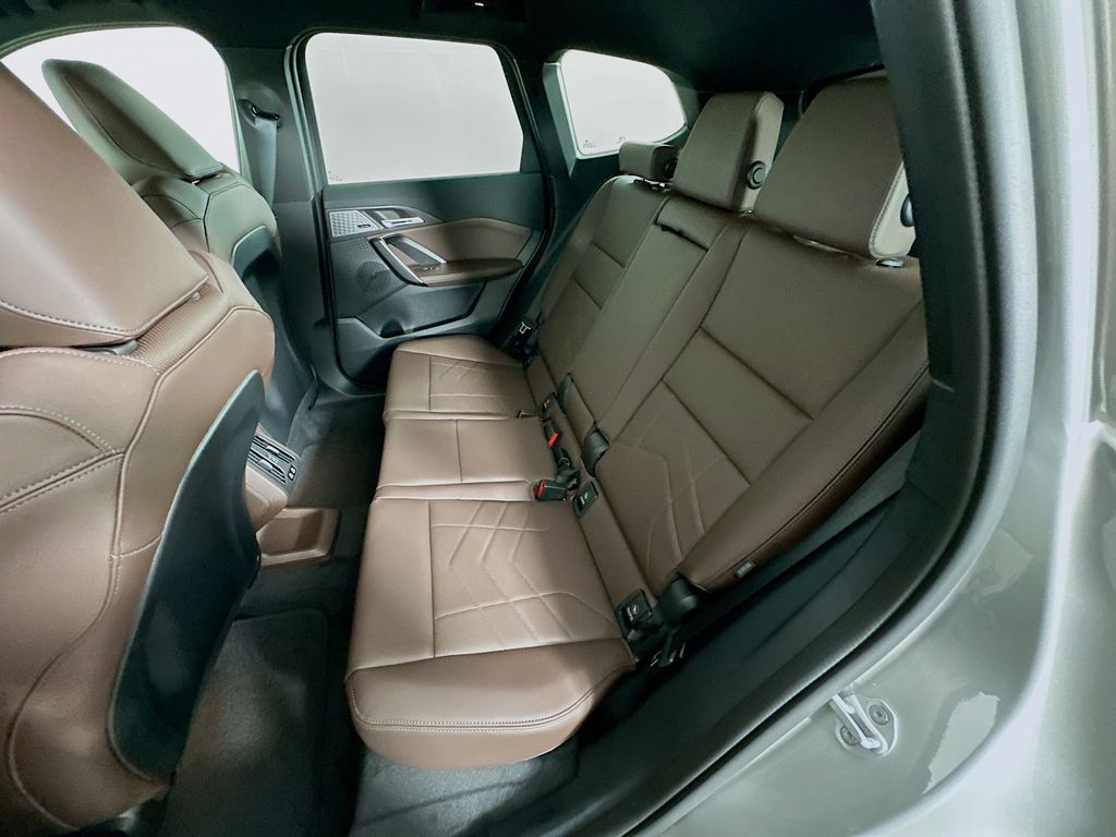 2025 BMW X1 xDrive28i 17