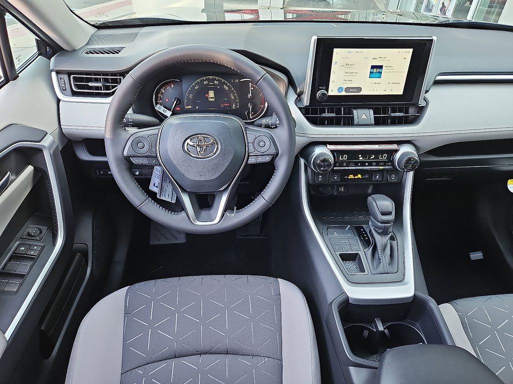 Thumbnail: 2025 Toyota RAV4 - 9