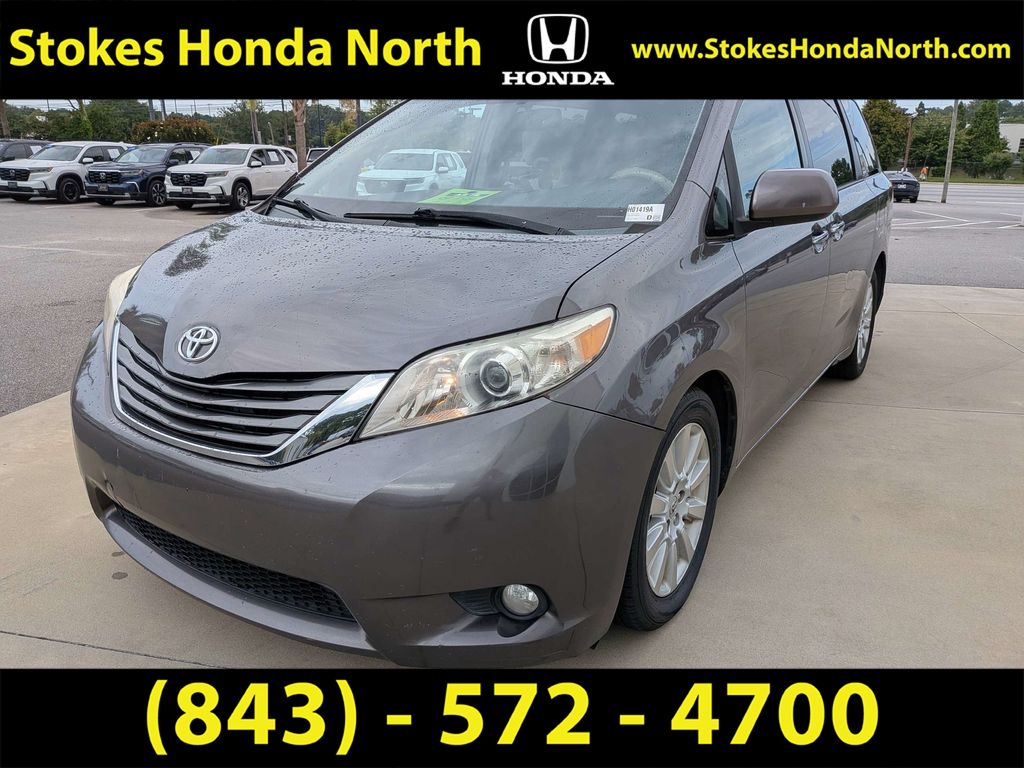 Used 2013 Toyota Sienna Van