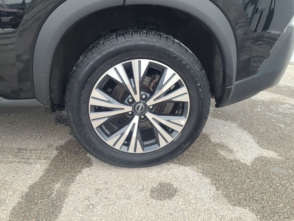 used 2023 Nissan Rogue car, priced at $21,404