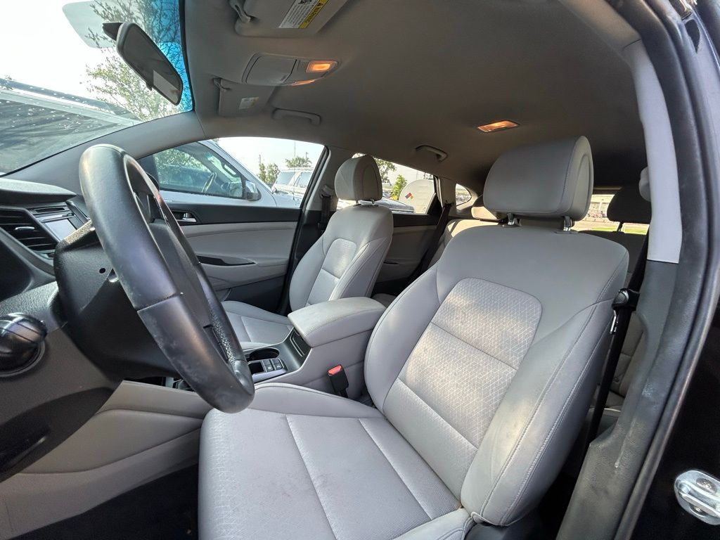 2017 Hyundai Tucson Sport 5