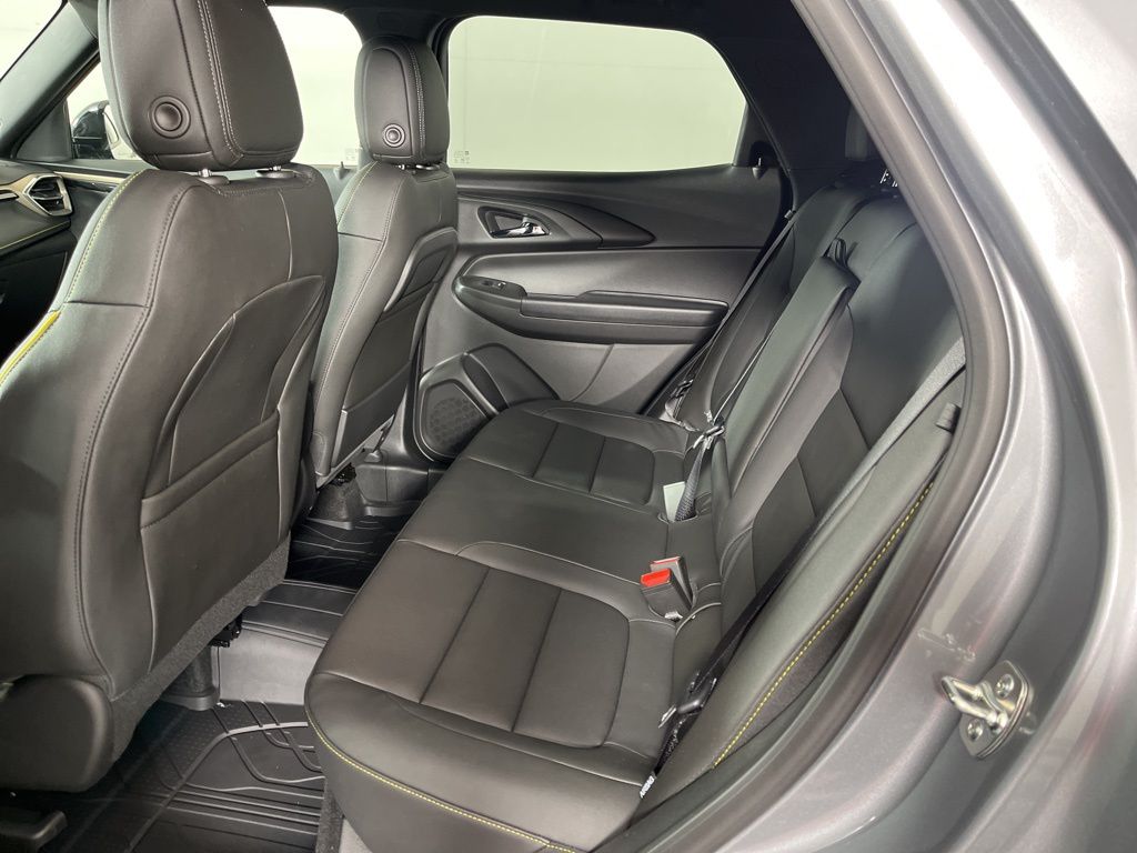 Thumbnail: 2026 Chevrolet TrailBlazer - 14