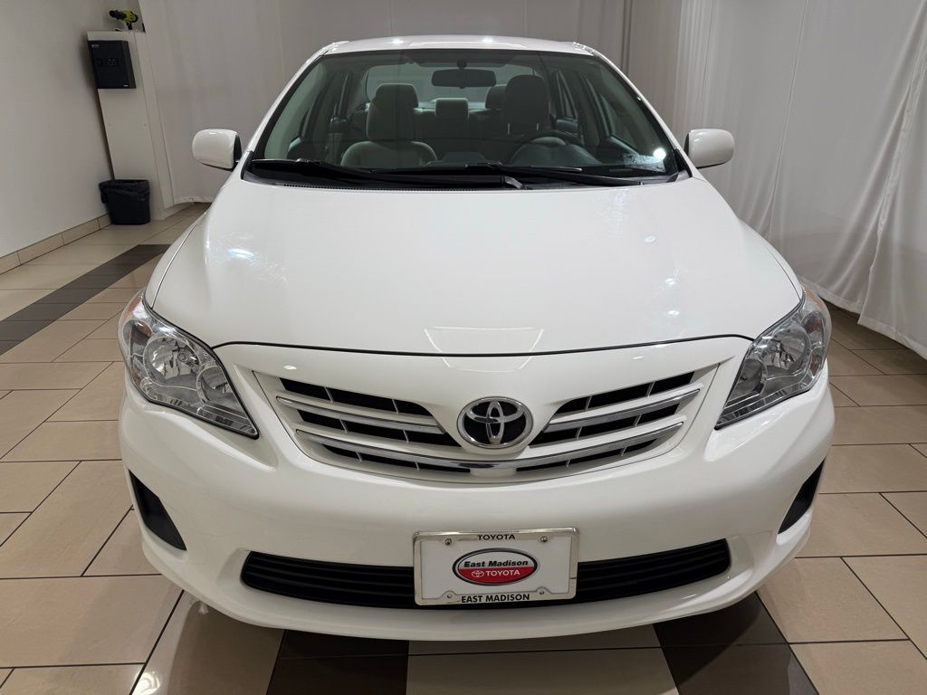 Thumbnail: 2013 Toyota Corolla - 8