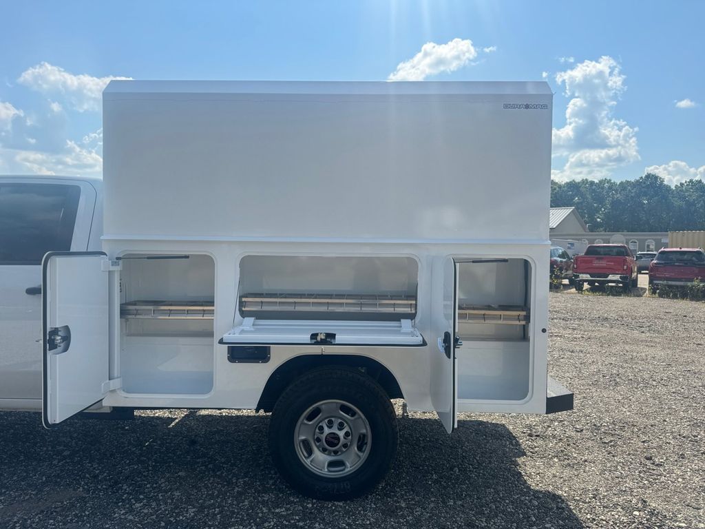 2024 GMC Sierra 2500HD Pro 26