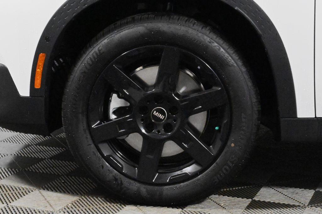 Thumbnail: 2025 MINI Cooper Countryman - 12