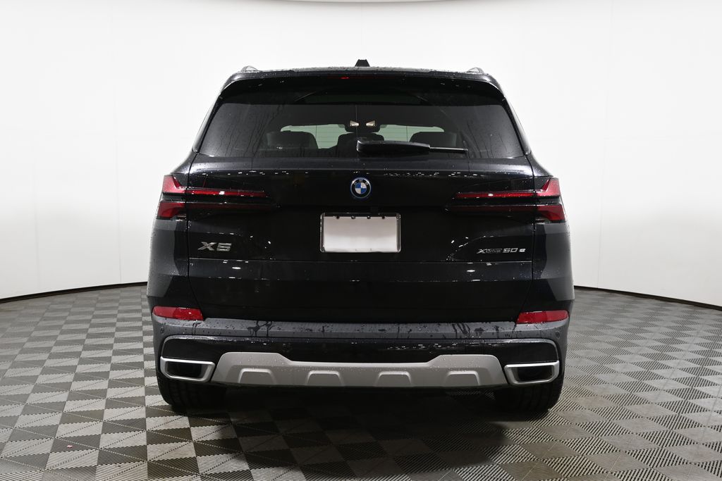 Thumbnail: 2026 BMW X5 - 6