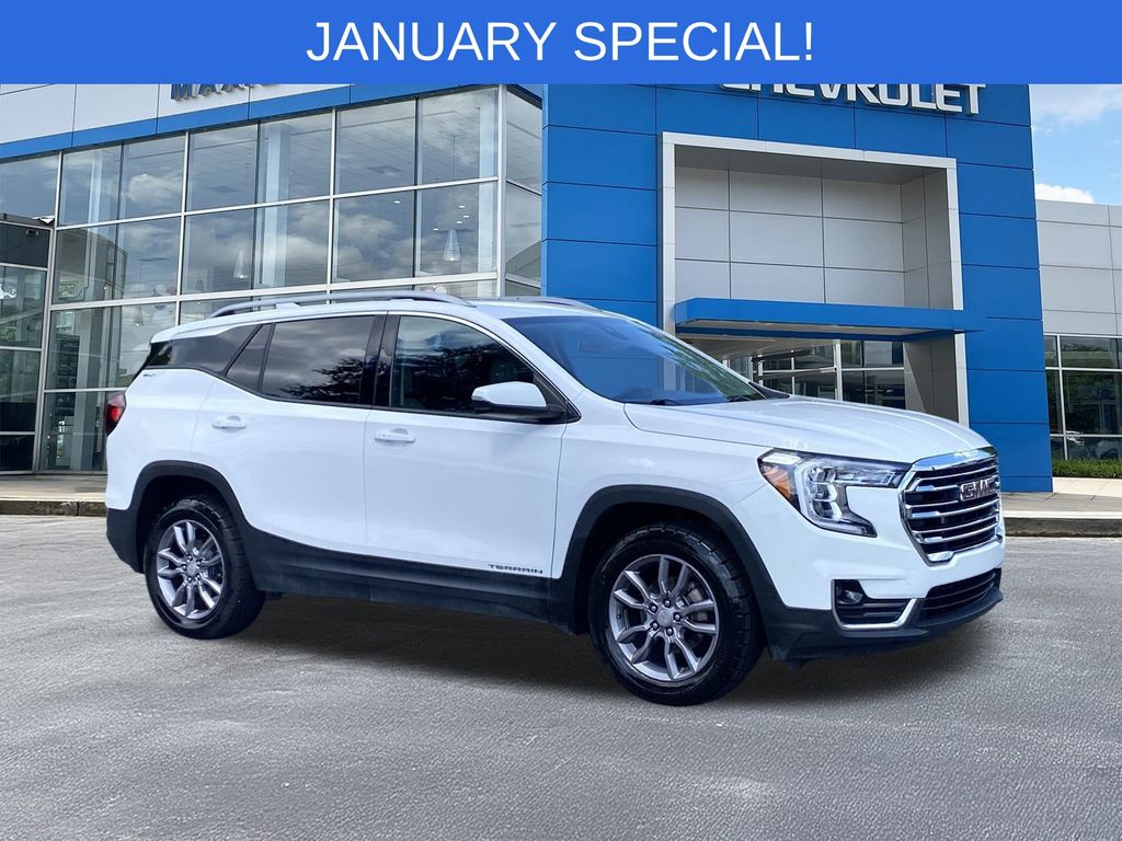 2023 GMC Terrain SLT's photo