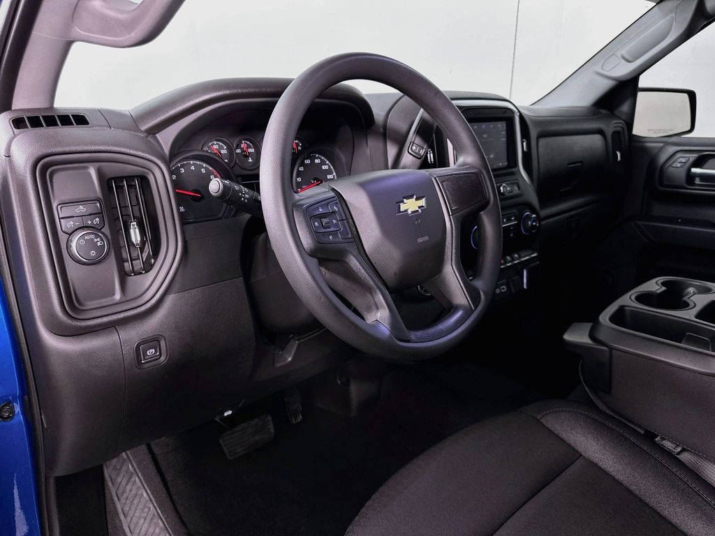 Thumbnail: 2024 Chevrolet Silverado 1500 - 9