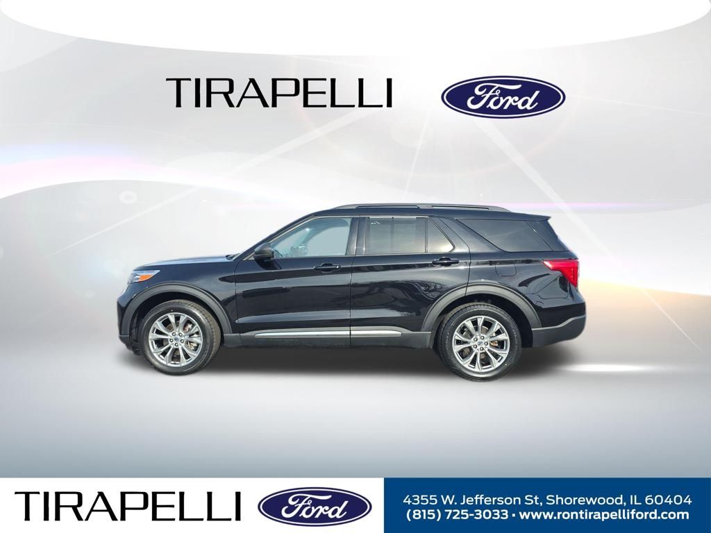 Certified Used 2023 Black Ford XLT image 4