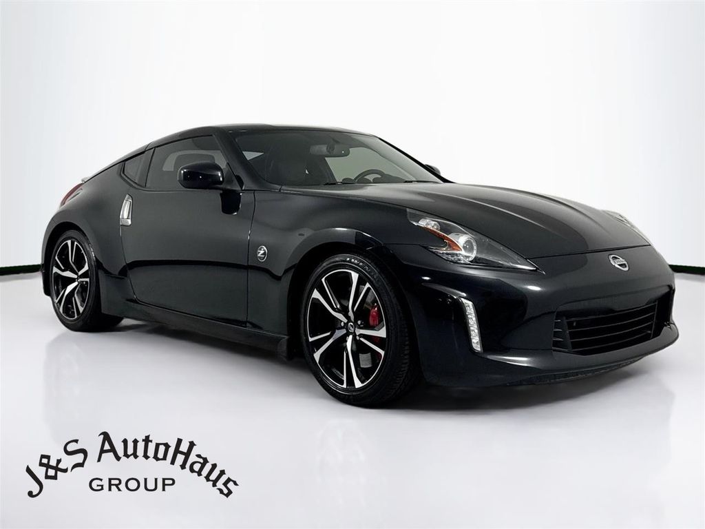 Gray (Magnetic Black Pearl) 2020 Nissan 370Z Sport RWD Coupe Rear-Wheel Drive 7-Speed Automatic