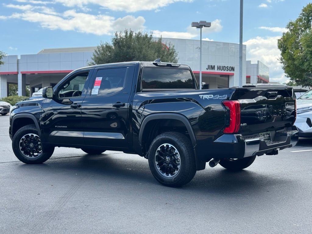 2026 Toyota Tundra SR5 CrewMax photo 7