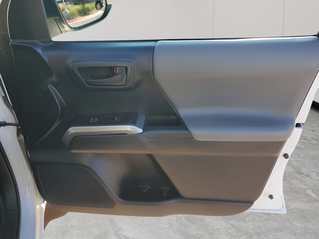 Used Car 2021 Toyota Tacoma  Sr5 For Sale Under $30,000 In Austin, Texas