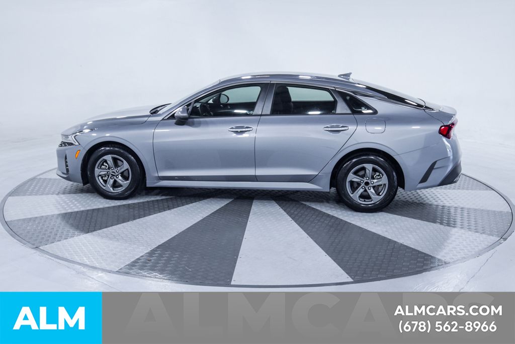 Used 2022 Silver Kia LX image 5