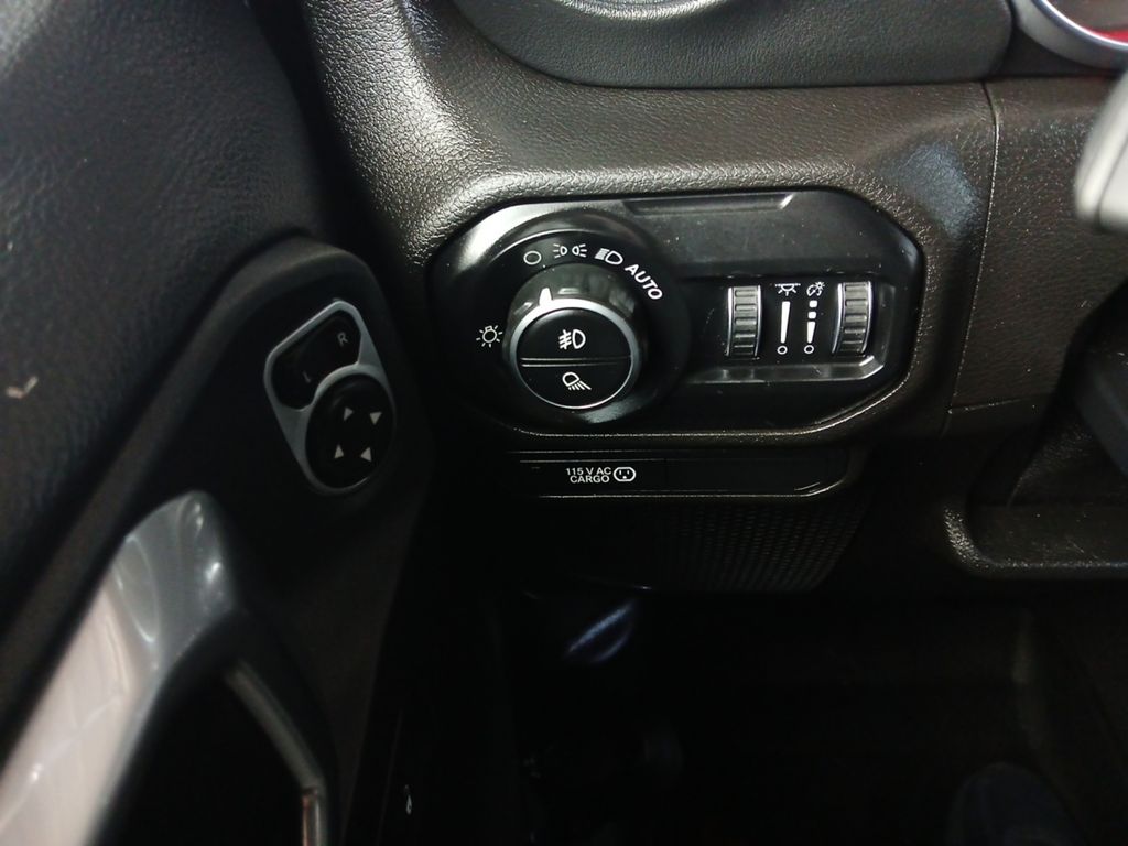 Used Car 2020 Jeep Gladiator  Rubicon For Sale Under $35,000 In Austin, Texas