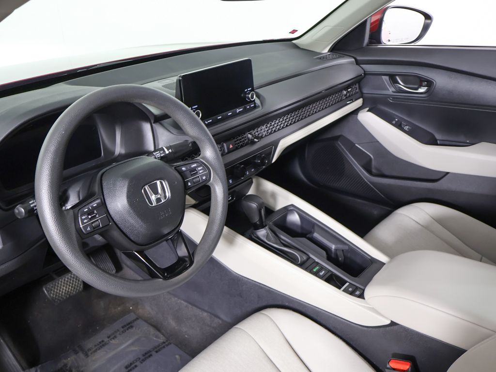 Used 2023 Red Honda LX image 23