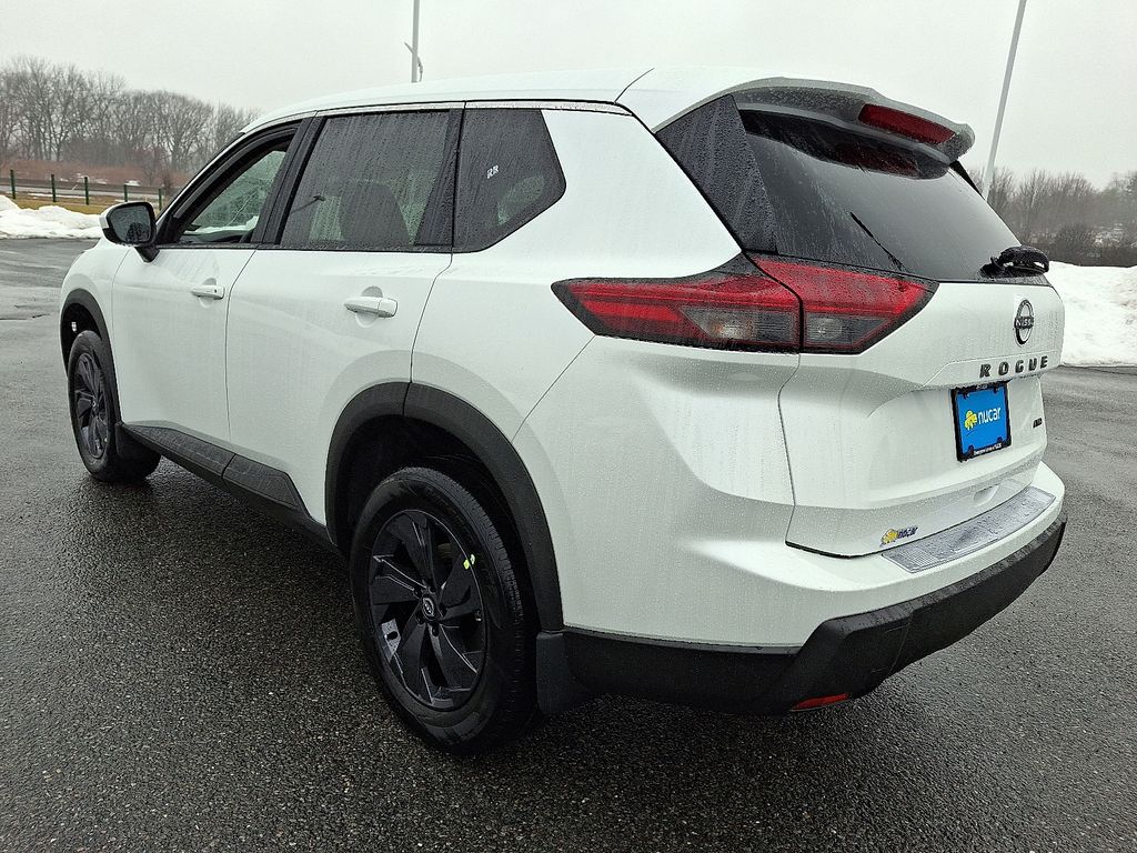 2026 Nissan Rogue — photo 3