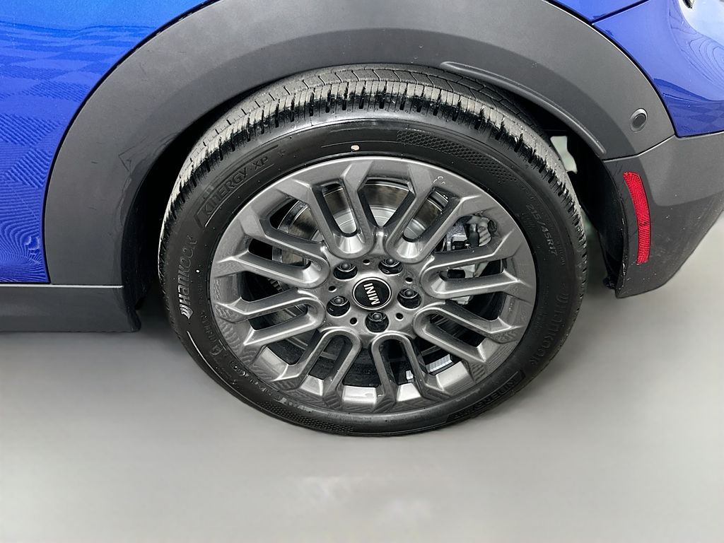 Thumbnail: 2025 MINI Cooper Convertible - 22