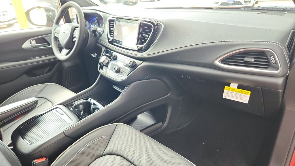 2026 Chrysler Pacifica