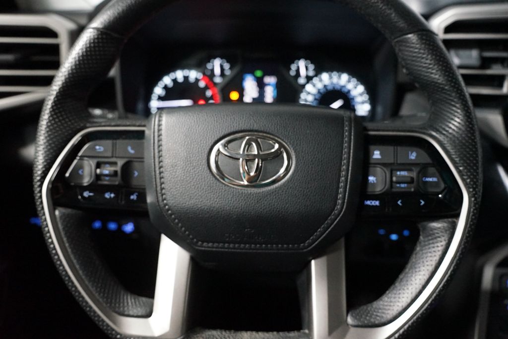 Thumbnail: 2023 Toyota Tundra - 13