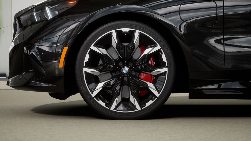 Thumbnail: 2026 BMW 5 Series - 7