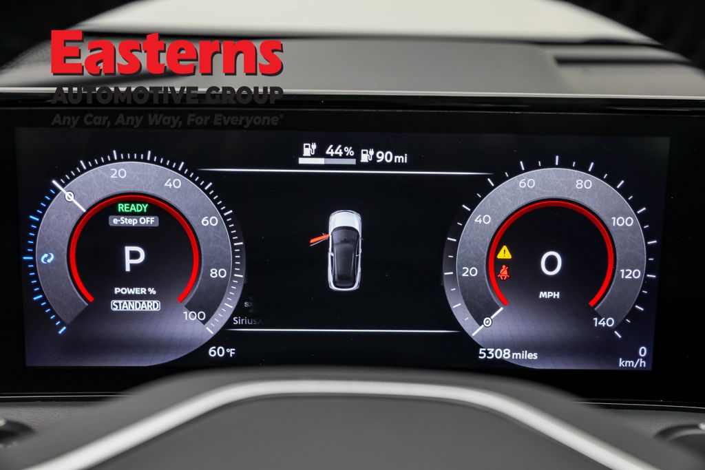 Used 2023 Gray Nissan ENGAGE image 18