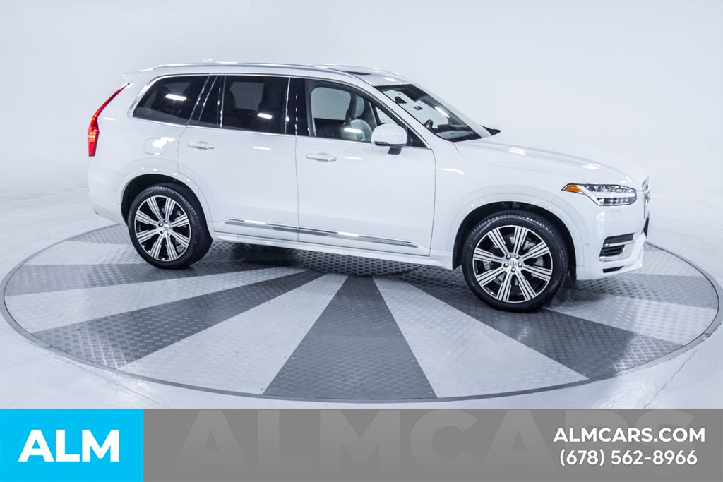 Used 2021 White Volvo T8 Inscription 6 Passenger image 13