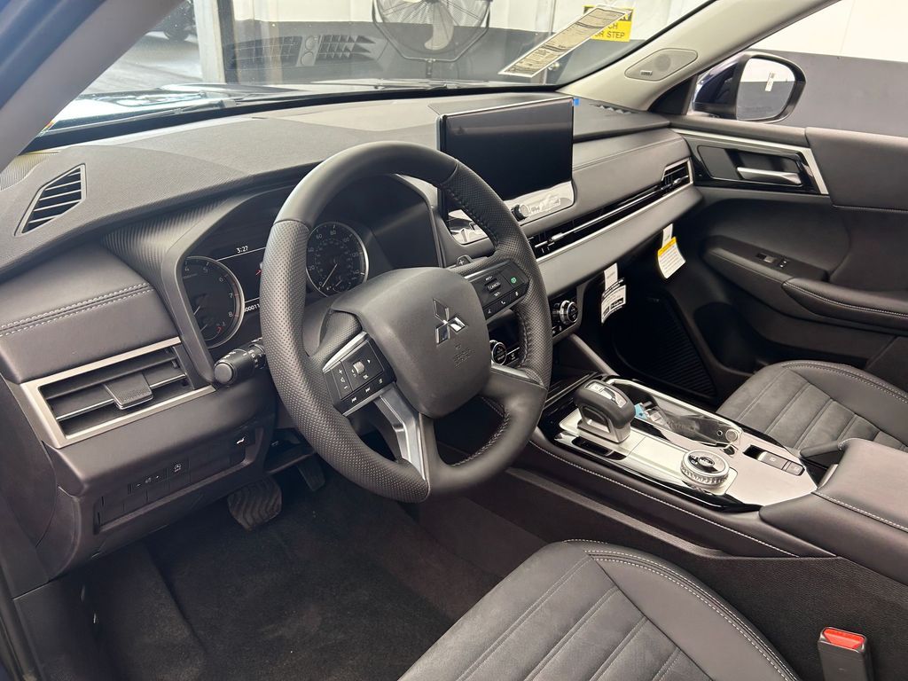 New 2026 Cosmic Blue Metallic Mitsubishi SE image 10