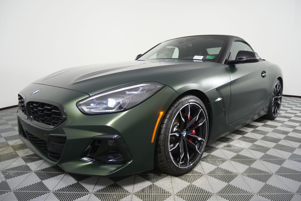 Thumbnail: 2026 BMW Z4 - 10