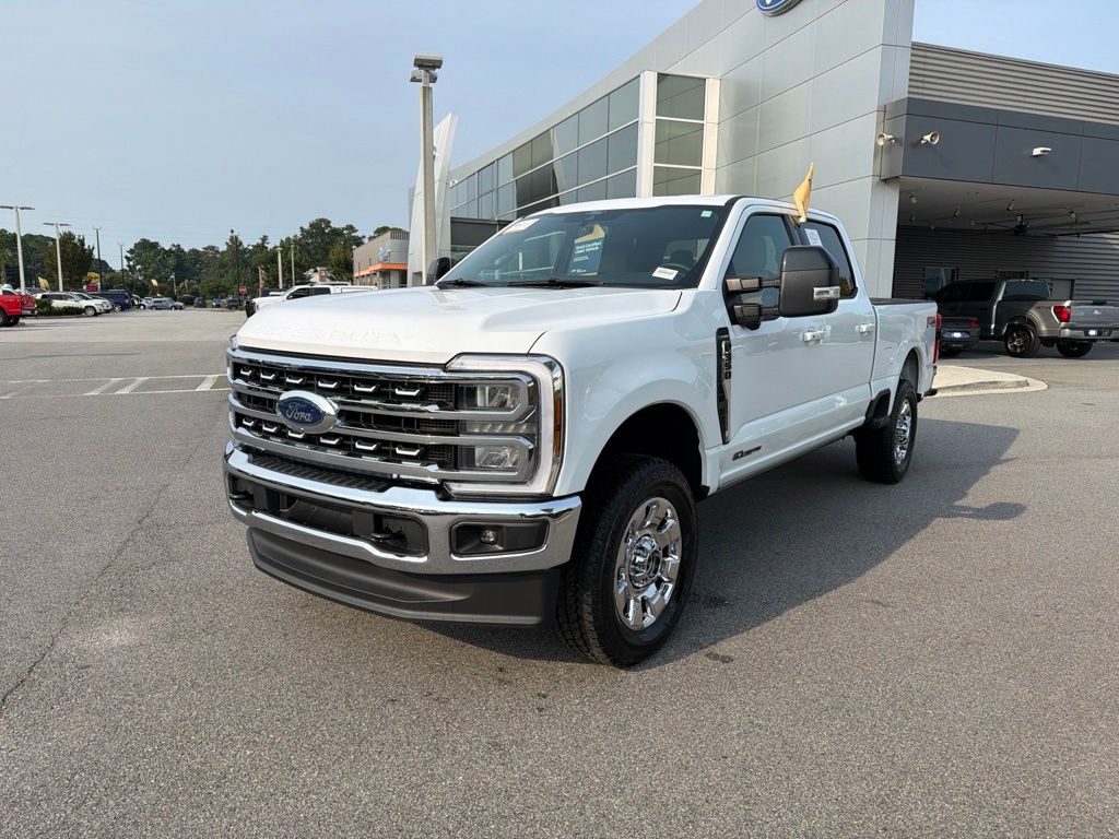 2026 Ford F-350 Super Duty LARIAT