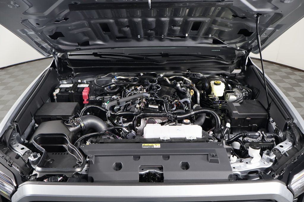 Thumbnail: 2025 Toyota Tacoma - 9