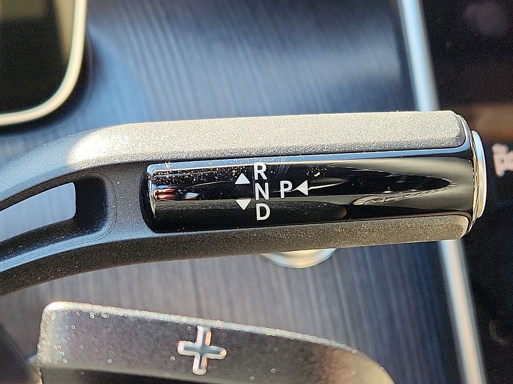 Thumbnail: 2025 Mercedes-Benz C-Class - 15