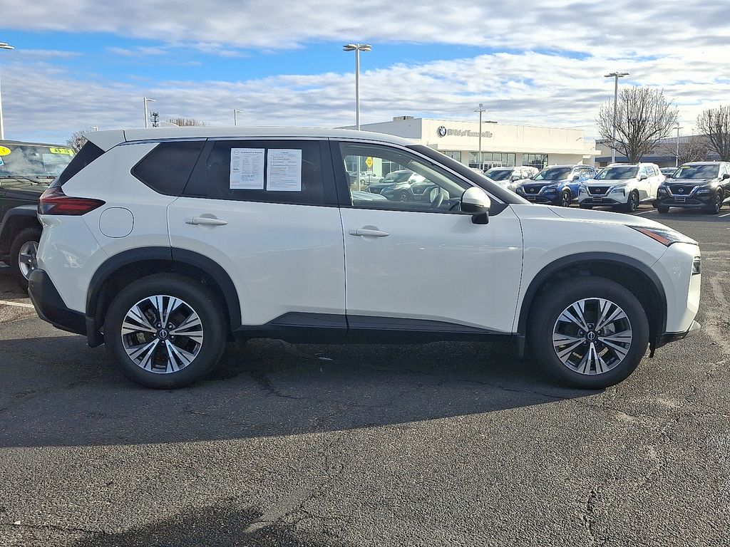 Thumbnail: 2023 Nissan Rogue - 7