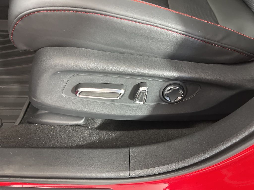 Thumbnail: 2025 Acura ADX - 27