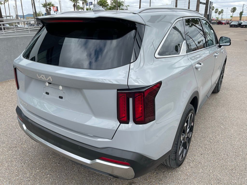New 2026 Gray Kia EX image 9